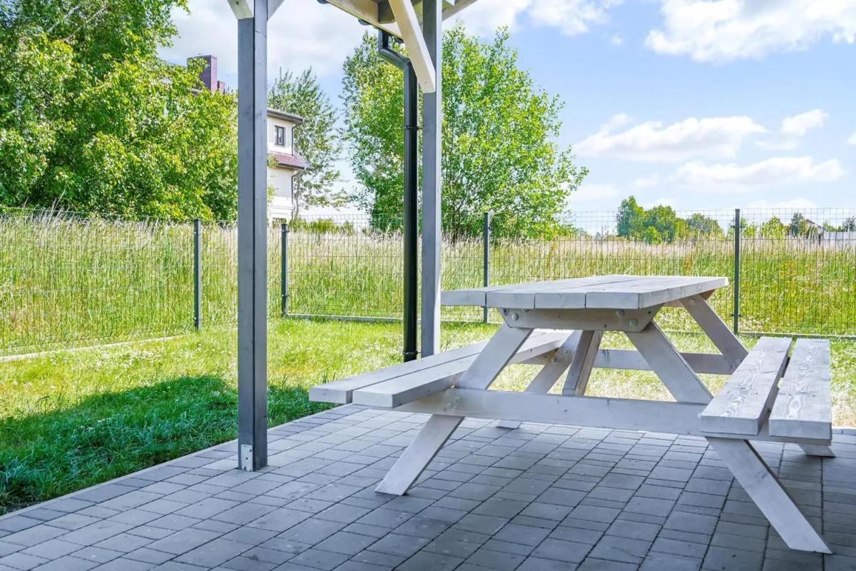 Port Relaks Klimatyzowane Domy Caloroczne W Rewalu Exterior foto